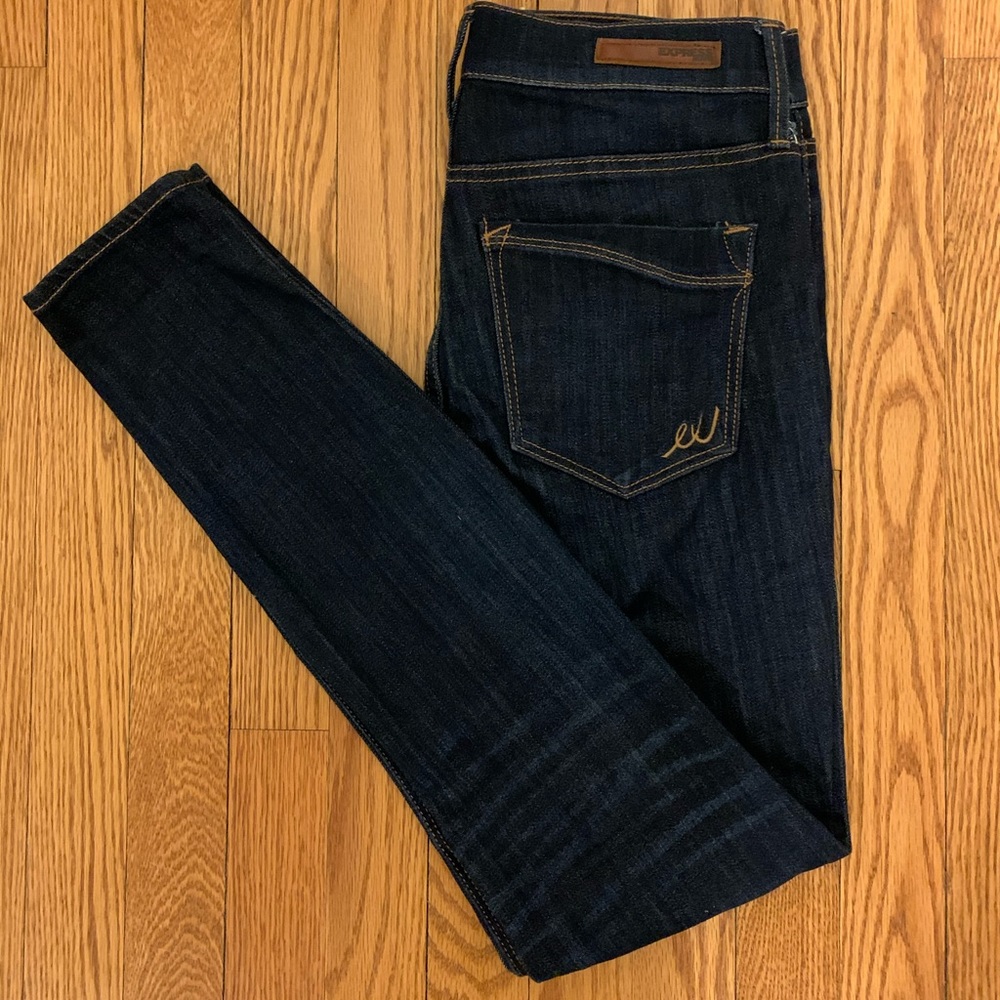 Dark wash Express Jeans